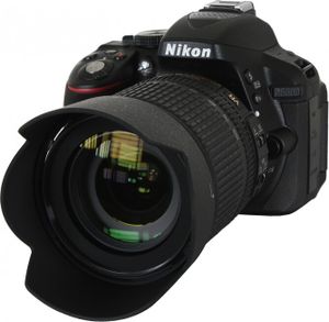 Nikon D5300 AF-S 18-105mm VR Kit schwarz