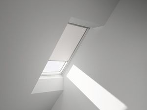 VELUX Verdunkelungsrollo uni weiß manuell Rahmen aluminium DKL Y85 1025S