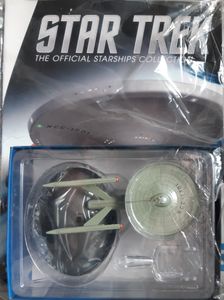 Star Trek U.S.S Enterprise NCC-1701 Ship Bonus Edition #8 EAGLEMOSS PHASE II Concept