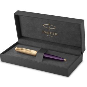 Parker 51 Kugelschreiber | Luxuriöser Pflaumenblauer Schaft mit Goldzierteilen | Mittlere Schreibspitze in 18k Gold mit Schwarzer Nachfüllmine | Geschenkbox