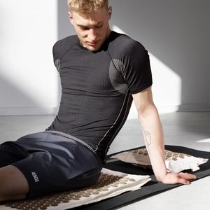 Navaris 2in1 Akupressur Massage Set - Akupressurmatte und Kissen mit Tasche - Akupressur Matte Massagematte zur Entspannung - umweltfreundlich Navaris 2in1 Akupressur Massage Set - Akupressurmatte und Kissen mit Tasche - Akupressur Matte Massagematte zur Entspannung - umweltfreundlich