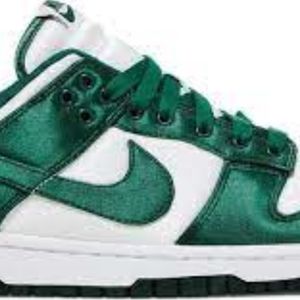 Nike Damen Sneaker Freizeitschuhe W NIKE DUNK LOW ESS SNKR, Größe:9.5