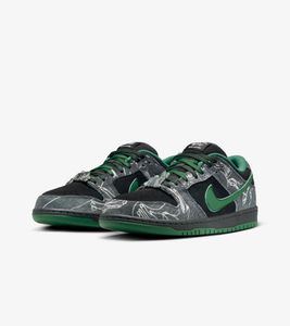 Nike SB x There Skateboards Dunk Low "Anthracite and Gorge Green" HF7743-001, Größe: 42,5