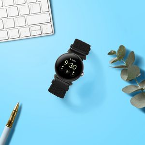kwmobile Armband kompatibel mit Google Pixel Watch 3 41mm / Pixel Watch 2 / Pixel Watch 1 - Nylon Fitnesstracker Sportarmband Band in Schwarz -