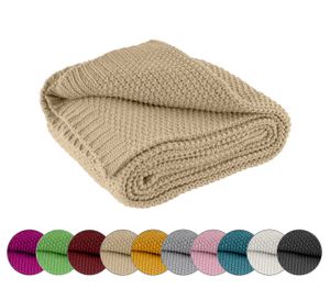 WOMETO Plyšová deka pletená 140x190 cm béžová - teplá mäkká pletená deka s ušľachtilým a jednoduchým pleteným vzorom
