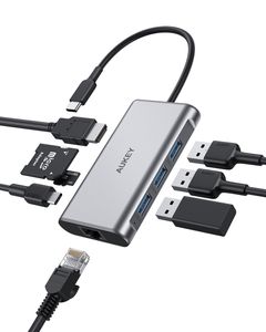 AUKEY CB-C91 8 in 1 USB C Hub mit 4K HDMI, Gigabit Ethernet Port Silber, 1 USB Power Delivery-Ladeanschluss und SD & Micro SD Kartensteckplätze.