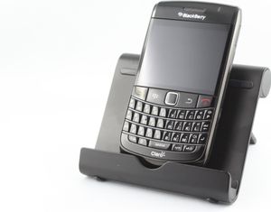 BlackBerry BT-RIM-B978E Smartphone (2,4" Touchscreen, 5MP, EU-Qwerty Tastatur)