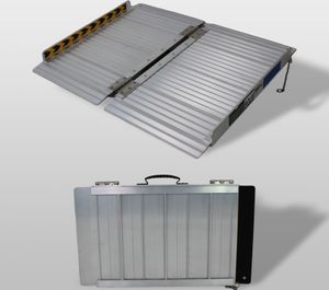 TRUTZHOLM Rollstuhlrampe klappbar 61 cm Traglast 272 kg Alu grau geriffelt Auffahrrampe