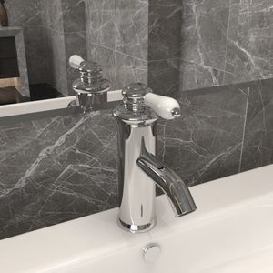 vidaXL Bateria umywalkowa chromowana 130x180 mm