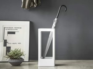 Yamazaki Home Schirmständer Regenschirmständer weiß Metall freistehend modern 22x50x12cm Tower 04928