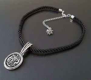 Kette Tracht Halskette schwarz Amulett Anhänger Schutzpatron Maria K618