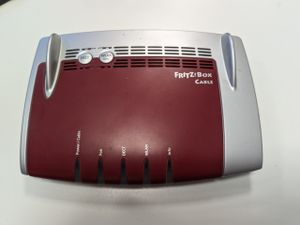 AVM FRITZ!Box 6490 Cable WLAN AC + N Router (DOCSIS-3.0-Kabelmodem für Kabelanschluss, bis 1.300 Mbit/s (5 GHz) VoIP-Telefonanlage, DECT-Basis)