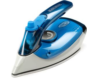 Cestovní napařovací žehlička Black+Decker BXIR1000E