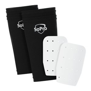SoPro Mini Schienbeinschoner für Fußball - inklusive Socken - Für Kinder & Erwachsene - leicht, klein, rutschfest & geruchsneutral