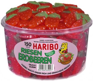 Haribo Giant Strawberries Guma owocowa bez żelatyny Veggie 1350g