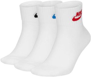 Nike EVERYDAY ESSENTIAL WEISS M
