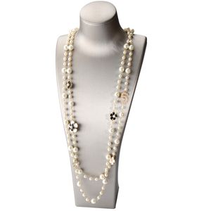 Damen-Halskette, doppellagig, Kunstperle, Blume, Zahl 5, Anhänger, lange Halskette, Schmuck, Geschenk-Weiß
