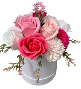 Seifenstrauß aus Perla Pink White Seifenblumen
