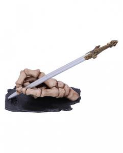 Skeletthand mit Schwert als Stifthalter 11,5cm