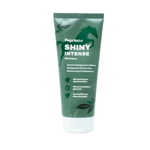 PegaNatur SHINY INTENSE - "PegaNatur SHINY INTENSE befreit mit milden, 100% natürlichen Inhaltsstoffen Fell, Mähne undSchweif effektiv von hartnäckige Verschmutzungen und Fetten. Das Pferdeshampoo mit wertvollen Pflanzenextrakten wie Brennessel und Ringelblume pflegt und beruhigt die Haut und ist somit auch für Pferde mit empfindlicher und gereizter Haut für eine regelmäßige Anwendung geeignet.Aloe Vera versorgt das Haar intensiv mit Feuchtigkeit. Mähne und Schweif sehen mit PegaNatur SHINY INTENSE sichtbar