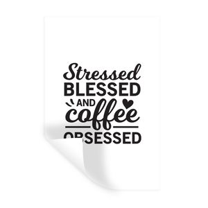 MuchoWow® Wandtattoo Wandsticker Wandaufkleber Gestresste Selige und Kaffee - Zitate - Sprichwörter - Kaffee 80x120 cm Selbstklebend und Repositionierbar - Repositionierbar - Wasser abweisend