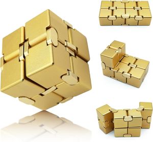 Fidget Cube Neue Version Fidget Fingerspielzeug - Metall Infinity Cube für Stress und Angst Relief / ADHD, Ultra Durable Sensory Geschenke.Gold