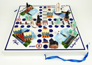 Hamburg Würfelspiel Brettspiel 2-4 Personen Gesellschaftsspiel Holz Rathaus Michel Schiff Elphi Figu