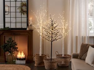 BELIANI Outdoor LED Weihnachtsbeleuchtung Weiß Metall 190 cm in Baumform mit Stromanschluss zum Aufstellen für Außen Deko Adventsdekoration