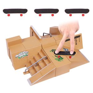Fingerboards Mini Legierung Fingerskating Board Skate Park Kit Kombination aus Fingerskateboard-Requisiten Spielzeug Kinder Skateboard Paedagogisches Spielzeug Set[M]