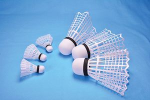Jumbo Badminton Bälle, Federbälle  3xgroß/3xklein