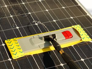 Photovoltaik und Solaranlagen Reiniger 50cm breit wasserführend
