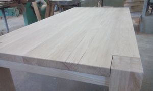 Stůl kompletně vyrobený z dubového masivu 170x80cm, jídelní stůl, dubový stůl, ručně vyrobený stůl z masivu, stůl pouze ze dřeva