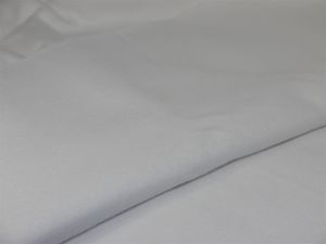 Weißer B1 Deko Molton – 3m breit, 160g/m², schwer entflammbar, Meterware