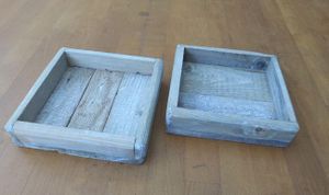 Rustikales Tablett-Set, (2 Stück) Holz massiv quadratisch grau-beige 21 x 21 cm