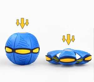 Fliegender Untertassenball, magischer, lichtemittierender Mini-Fußdeformations-Entlüftungsball, interaktives Frisbee-Eltern-Kind-Spielzeug