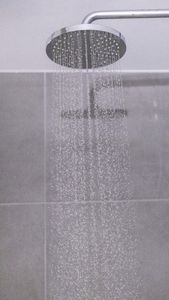 WENKO Watersaving dažďová sprchová hlavica, univerzálna hlavová sprcha, úspora 40 %