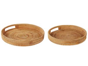 BELIANI Dekotablett 2er Set Natur aus Rattan Rund Deko Wohnaccessoires Tischdeko Boho Modern für Esszimmer Esstisch Wohnzimmer