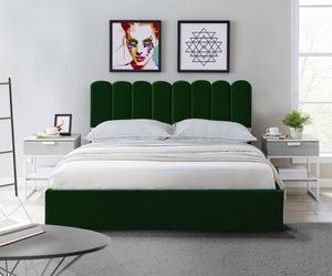 Polsterbett Venezia - Bett mit Stauraum, Bettkasten mit Gasdruckfeder, Kopfteil in Lamellenform, Silberne Beine, Velutto Stoff 212x190x103 cm Grün Polsterbett Venezia - Bett mit Stauraum, Bettkasten mit Gasdruckfeder, Kopfteil in Lamellenform, Silberne Beine, Velutto Stoff 212x190x103 cm Grün