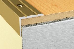 Effector Stufenkantenprofil aus eloxiertem Aluminium - Treppenkanten Schutz - (A36 Gold)Treppenprofil Eckprofil Stufenprofil Alu Kantenschutz Treppe