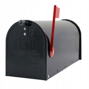 Amerikanischer Briefkasten in New York für Briefe, USA, Post, schwarz.