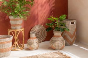 Manahee Design | Set aus 2 runden Schalen aus Raffia Orange | 41 cm x 41 cm x 6 cm
