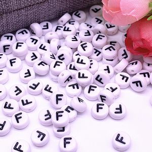 Buchstaben Perlen, 30 Stück, 4x7 mm, weiß mit schwarz, rund, Buchstabe F