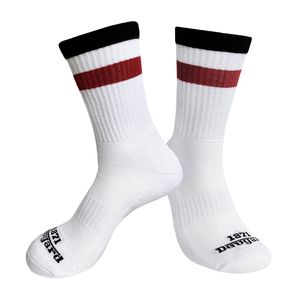 Weiße Socken, halbhoch,    schwarz-weiß-rot gestreift: 43-46 Größe: 43-46