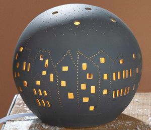 Gilde Lampe Kugel City 22,0 cm Porzellan grau Stadtmotiv Leuchte