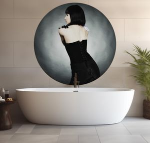 Wallario wasserfestes Poster selbstklebend 120 x 120 cm, Schöne Frau im schwarzen Kleid zeigt ihren Rücken, Badezimmerposter Spritzschutz mit Hochglanzoberfläche in Glasoptik