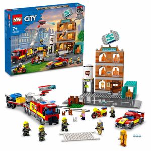 LEGO 60321 City Feuerwehreinsatz mit Löschtruppe, Feuerwehr-Spielzeug mit Feuerwehrauto und Minifiguren für Kinder ab 7 Jahren