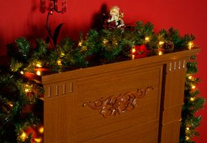 Außen Weihnachts-Girlande mit Lichterkette - 270 cm / 40 LED - Künstliche Tannen Girlande warmweiß beleuchtet