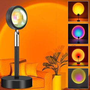 Sonnenuntergang Lampe LED Projektor Licht Nachttischlampen USB Projektionslampe Sunset Sonne Tischlampe Umgebungslicht Foto-Requisiten Sonnenuntergang Lampe LED Projektor Licht Nachttischlampen USB Projektionslampe Sunset Sonne Tischlampe Umgebungslicht Foto-Requisiten