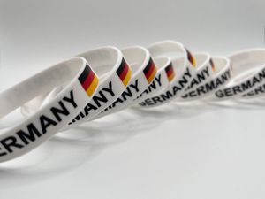 1 Family-Paket Silikon Armband Nation EM 2024 in  Deutschland 2xErw.+2xKind