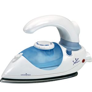 Cestovní žehlička JATA PL357N s nerezovou deskou. Skládací rukojeť. Cestovní taška. 800 W. Ideální pro uložení kdekoli.